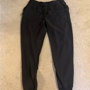 Lululemon Athletica black jogger pants size 10